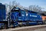 MEC 610 is third out on the Empty Grain Train 